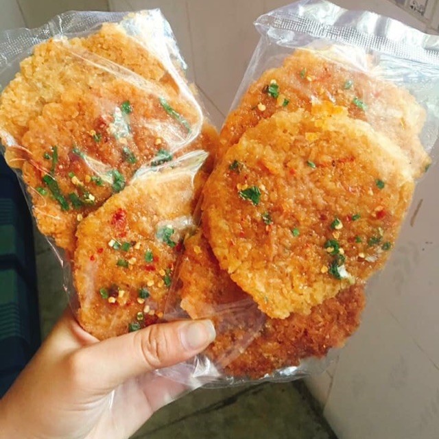 Cách ăn cơm cháy nước mắm đảm bảo cho sức khỏe
